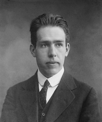 bohr_portrait